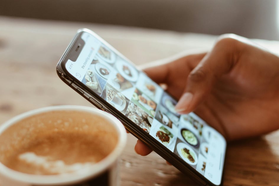The power of social media ads